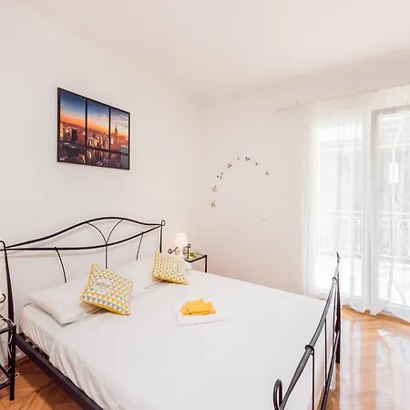 Hope St - Two Bedroom With Balcony Apartamento Split